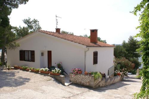 Apartments By The Sea Rogoznica - 1115