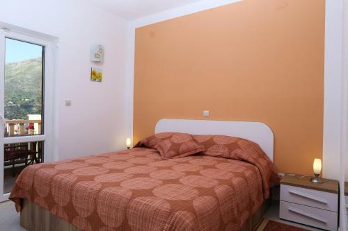 Sunrise Apartments 2