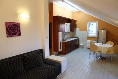 Sunrise Apartments 2