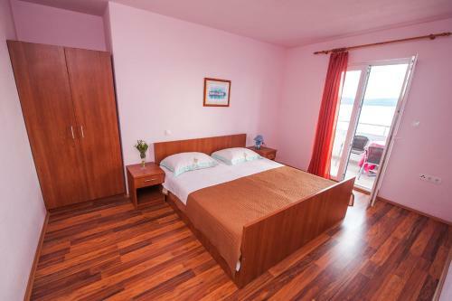 Apartments Alajbeg