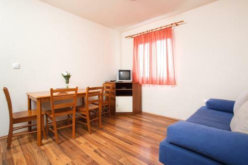 Apartments Alajbeg