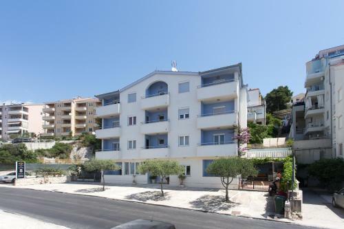 Apartments Alajbeg