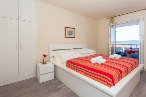 Apartments Alajbeg
