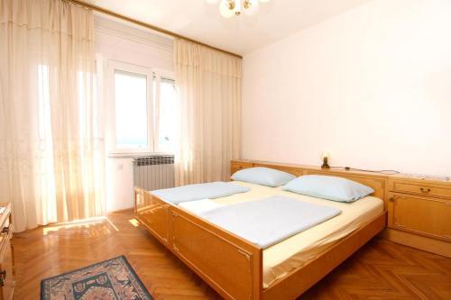 Apartment Selce 5475a