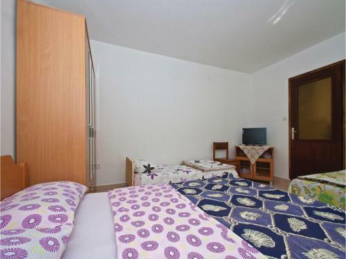 Apartment Liznjan Montiron II