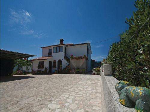 Apartment Liznjan Montiron II