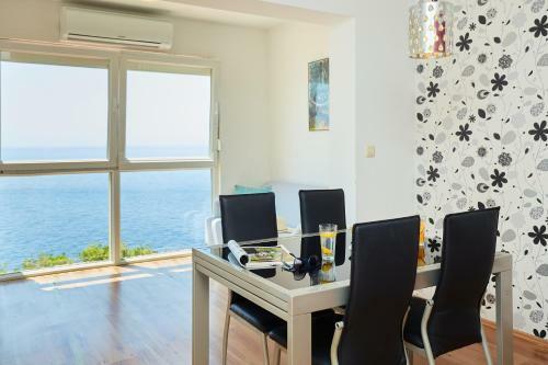 Nice View Apartment