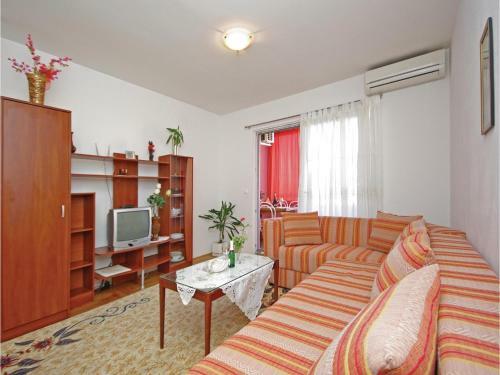 Holiday Apartment Makarska 2