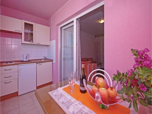 Holiday Apartment Makarska 2