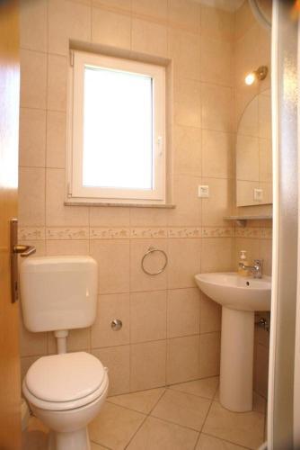 Apartment Lumbarda 4370a