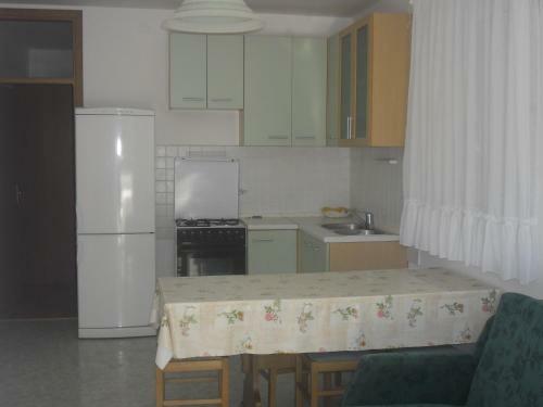Apartments Golubi?