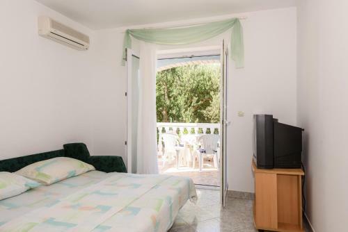 Apartments Golubi?