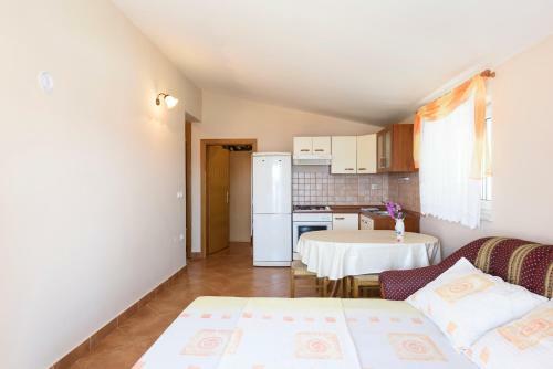 Apartments Golubi?