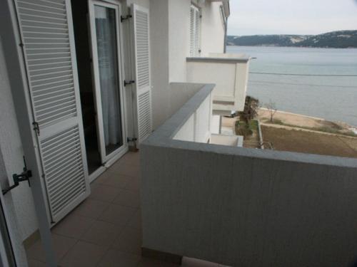 Apartment Supetarska Draga - Donja 2001a