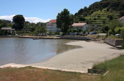 Apartment Supetarska Draga - Donja 2001a