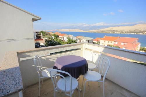 Apartment Pag 9388b