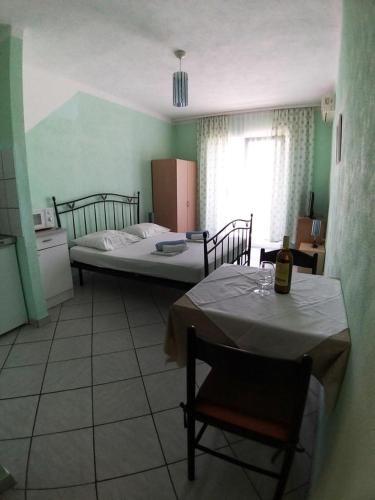 Apartamentos Studio Baska Voda 6872c