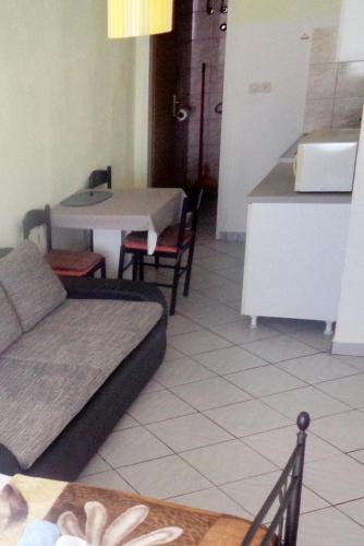 Apartamentos Studio Baska Voda 6872c