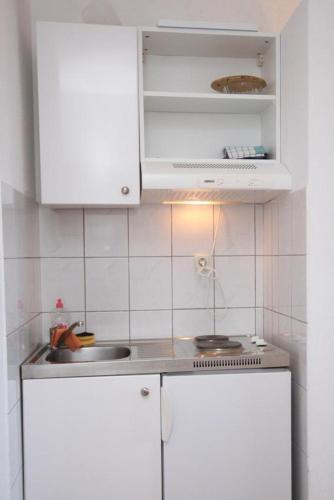 Apartamentos Studio Baska Voda 6872c