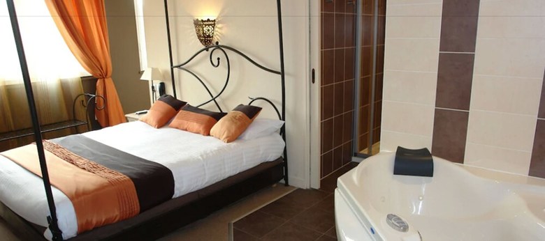 Brit Hotel Olympia