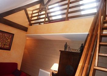 Hotel Logis Le Quai Fleuri