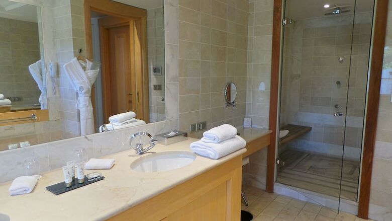 Hotel Le Pavillon De La Rotonde & Spa