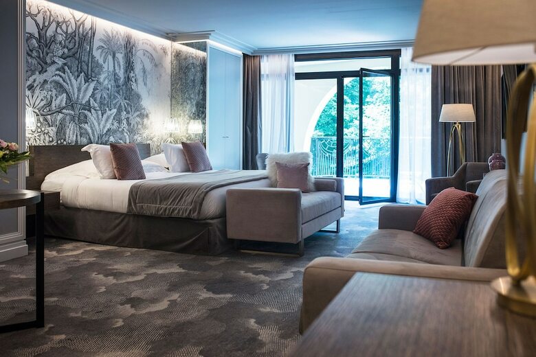 Hotel Le Pavillon De La Rotonde & Spa