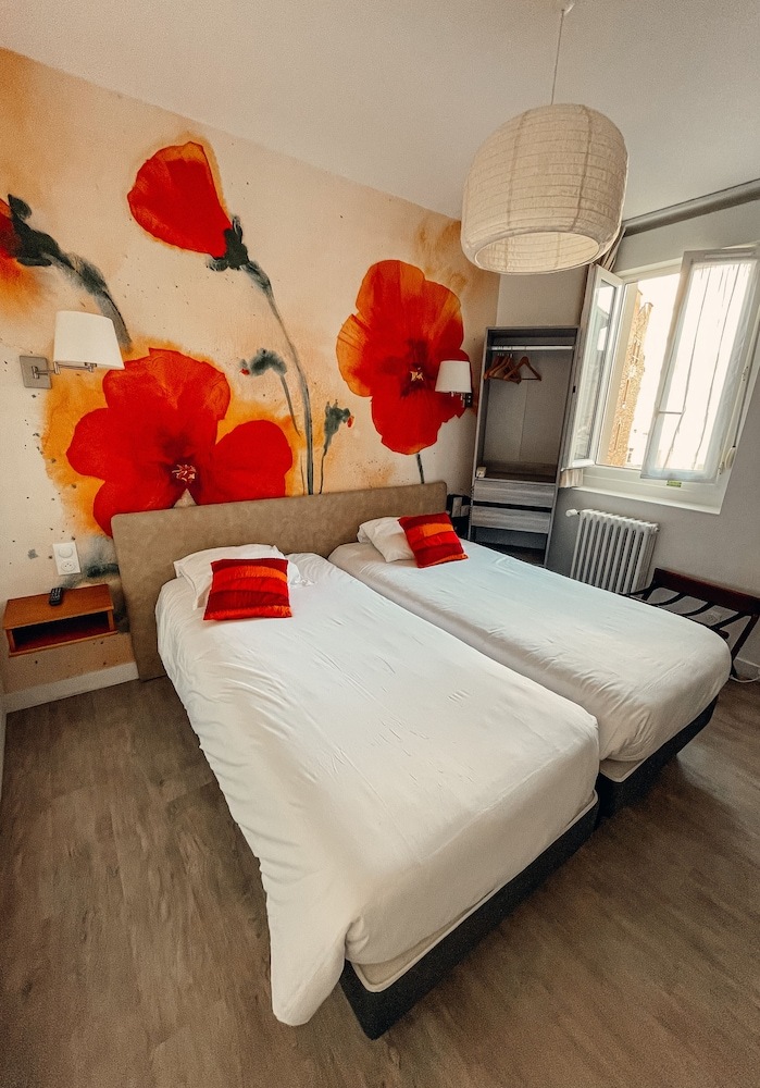 Garden Hotel