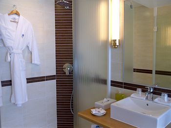 Hotel Diana
