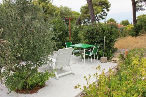Holiday Home Splitska 5668