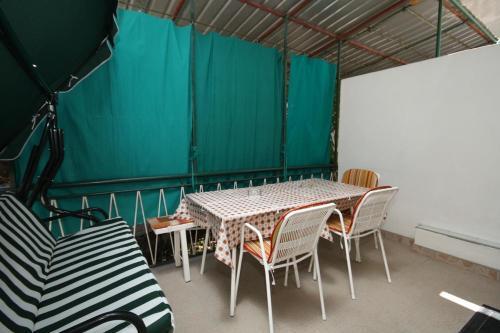 Apartments With Wifi Makarska - 6716