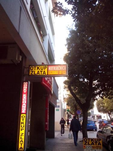 Hostal El Mirador Rooms