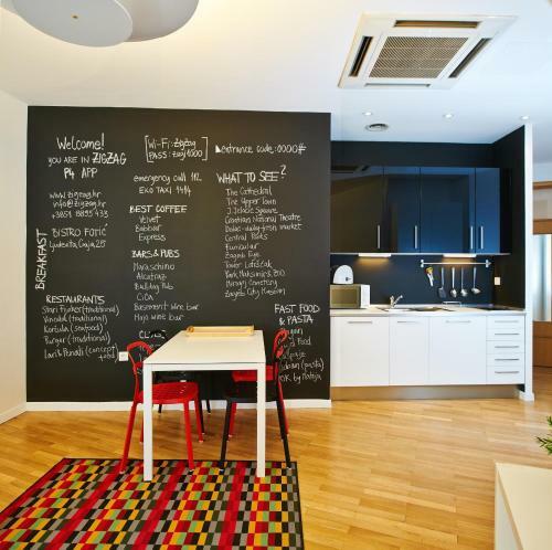 Irundo Downtown Apartments
