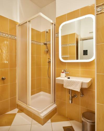 Irundo Downtown Apartments