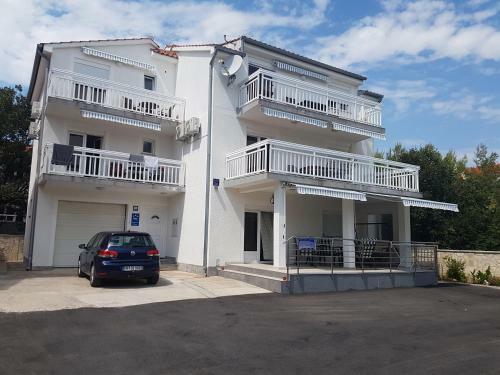 Apartments Miletic J-i