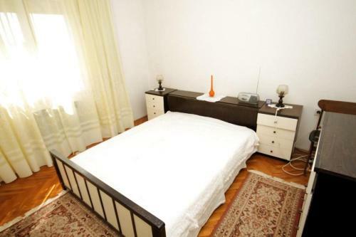 Apartment Ugljan 8404a
