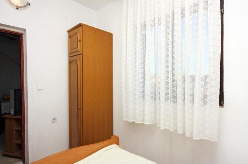Apartments With A Parking Space Rogoznica - 4800