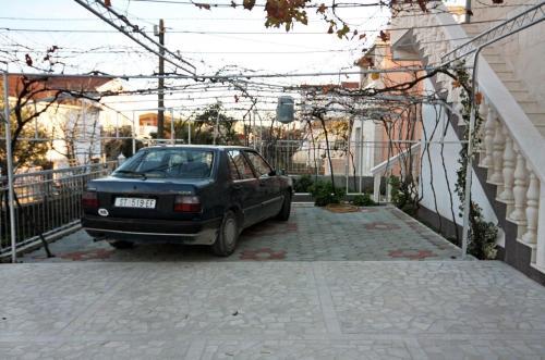 Apartments With A Parking Space Rogoznica - 4800