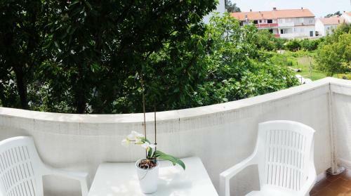 Hostal Guest House Tina