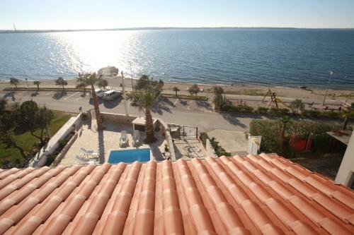 Sea View Apartments Nina