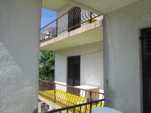 Apartments Vrkljan