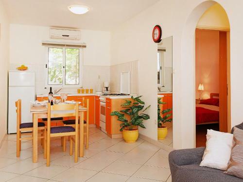 Holiday Home Entoni