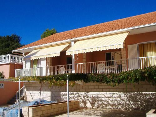 Holiday Home Entoni