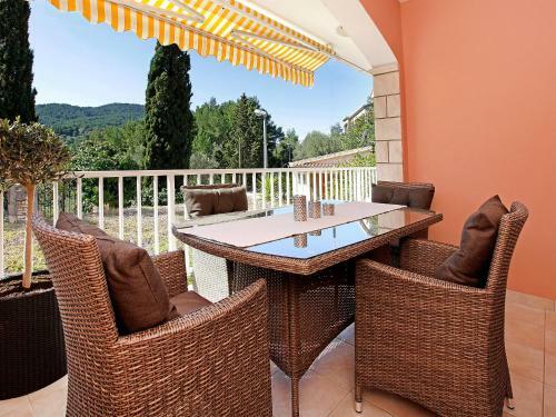 Holiday Home Entoni