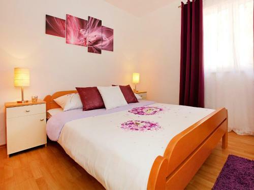 Holiday Home Entoni