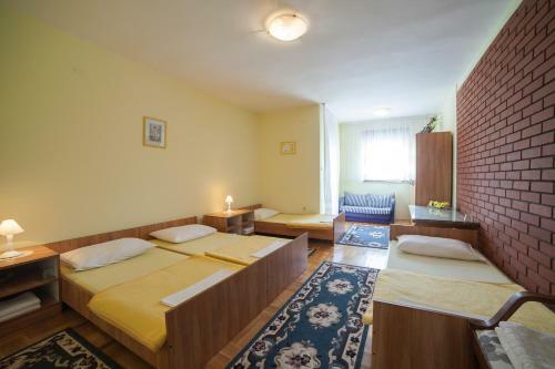 Hostal Guest House Hodak