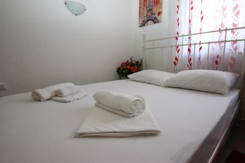 Bed & Breakfast Rooms Emmina