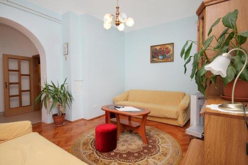 Apartments With A Parking Space Senj - 5562