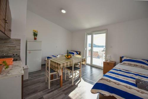 Apartment Stara Novalja 235d