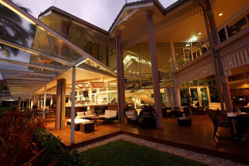 Hotel Paradise Palms Resort